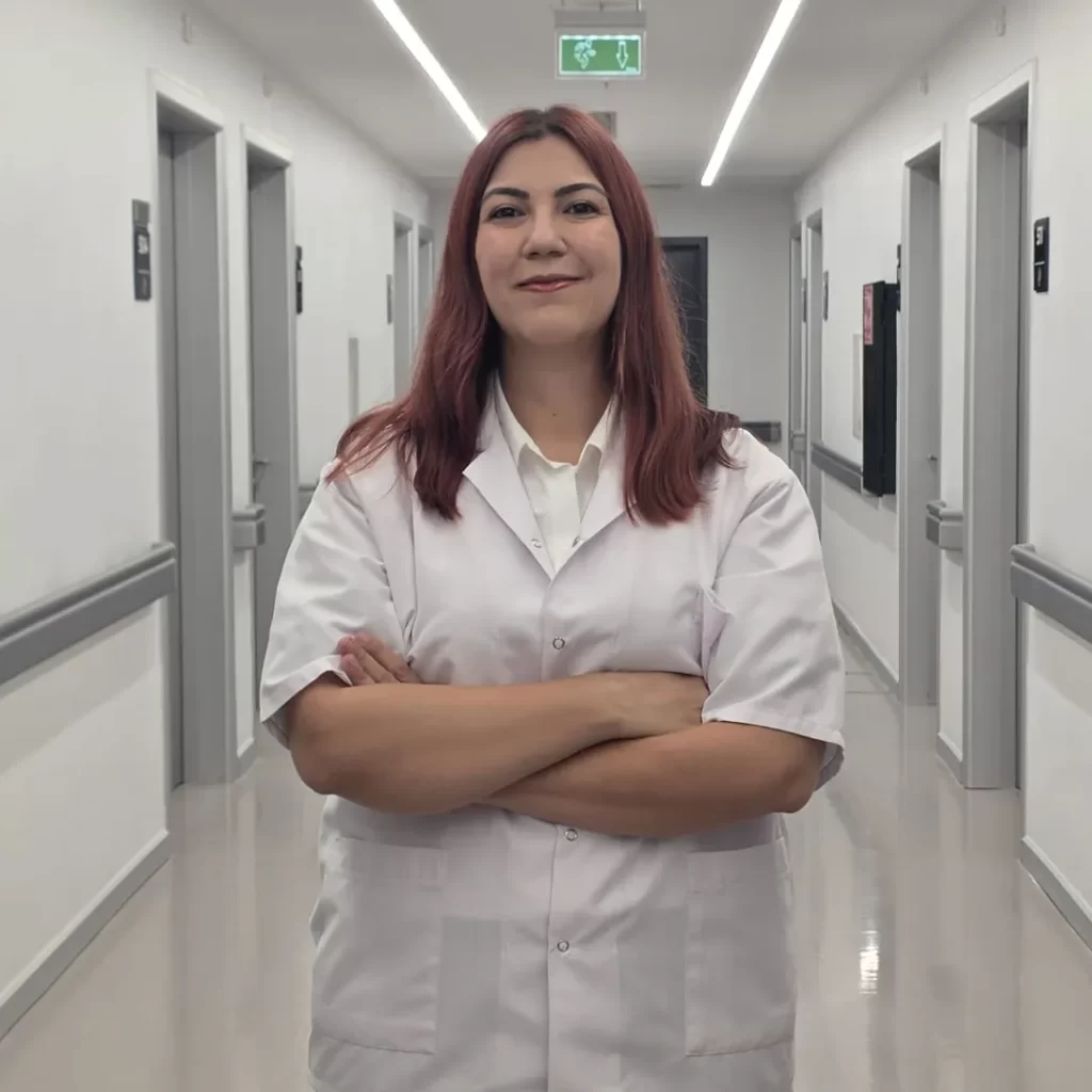 Dr. Duygu Omas Dr. Duygu Omas